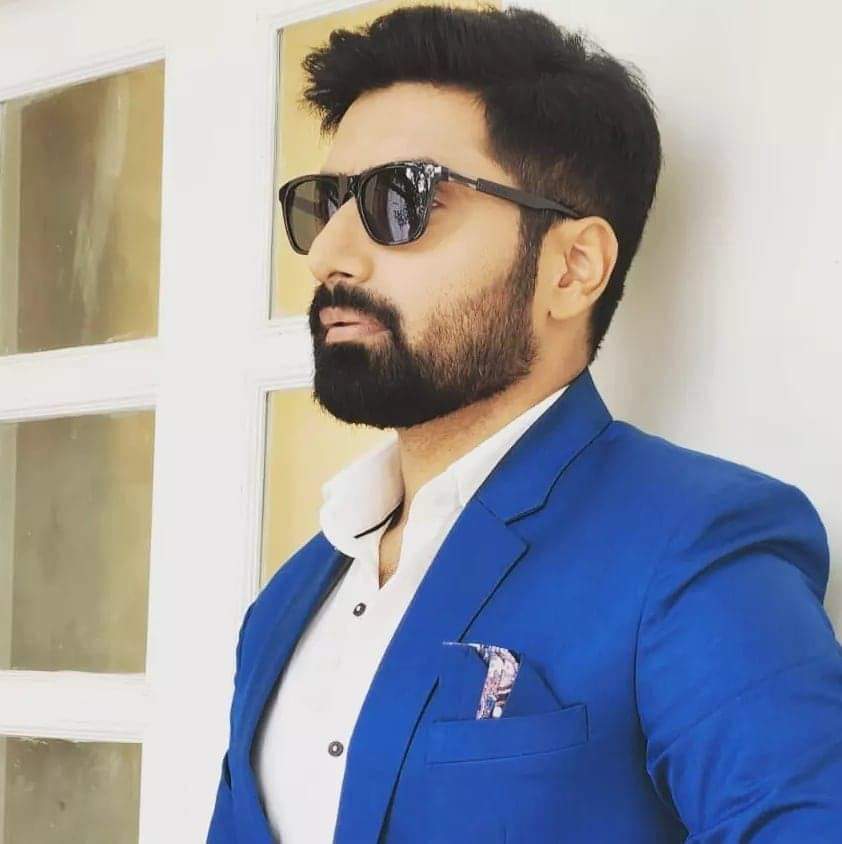 পর্দার সূর্য থেকে সিদ্ধার্থ হয়ে ওঠার আগে কী করেছেন তারা? আপনি জানলে অবাক হবেন তাদের অতীত 7 biswajit ghosh