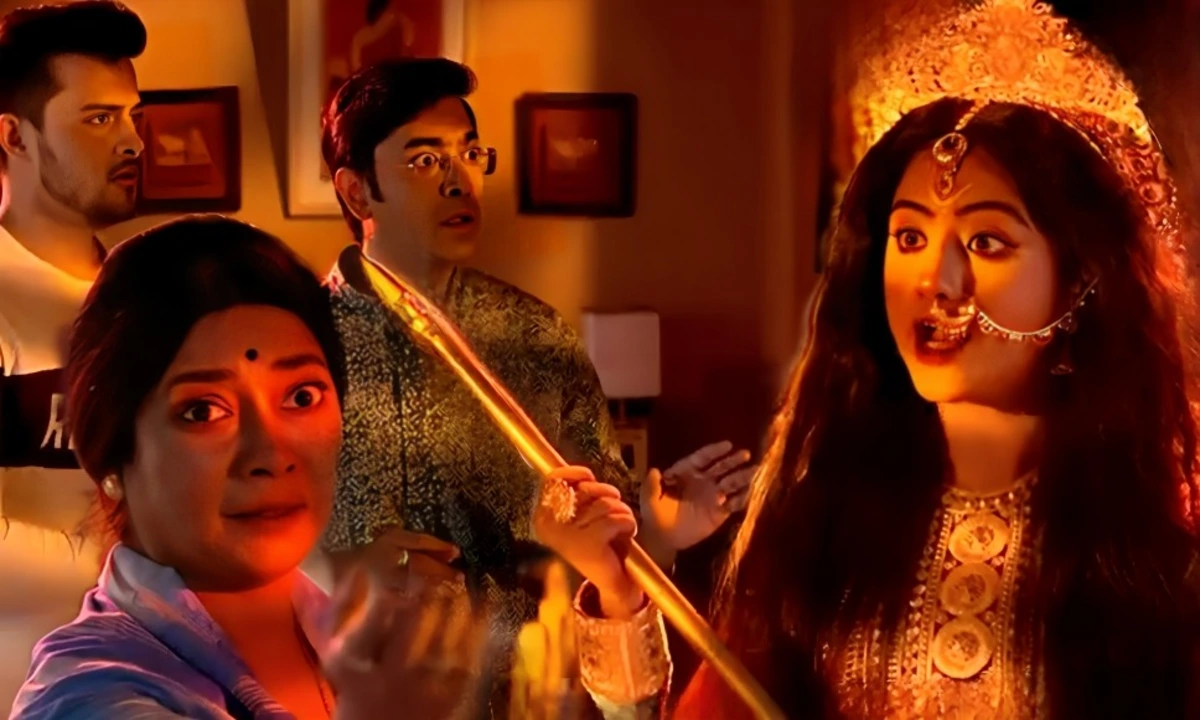 kar kache koi moner kotha