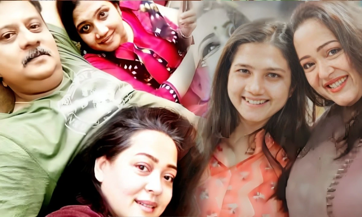 Aparajita Auddy with her daughter Gargi