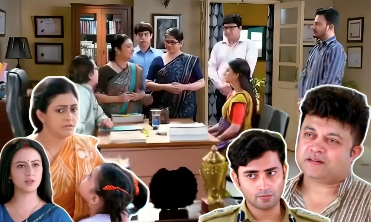 Kar kache koi moner kotha