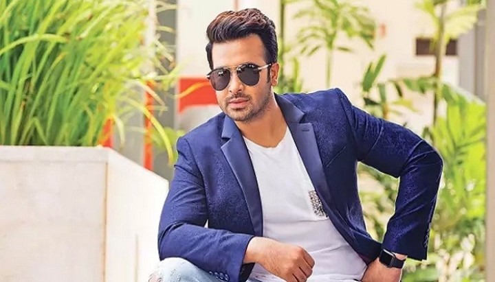বড় পর্দায় নায়িকা হয়ে ফিরছে স্বস্তিকা! বিপরীতে থাকছেন ওপার বাংলার জনপ্রিয় অভিনেতা! 2 Dhallywood, Shakib Khan, swastika Dutta, Tollywood, টলিউড, ঢালিউড, শাকিব খান, স্বস্তিকা দত্ত
