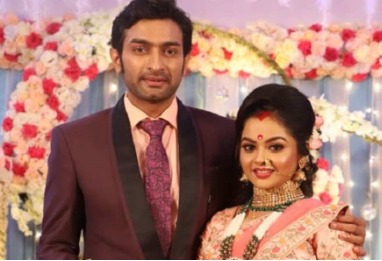 Abhishek Bose, Debchandrima Singh Roy, Diya Mukherjee, jitu Kamal, Modhumita Sarcar, Nabanita Das, Ranojoy Bishnu, Rohan Bhattacharjee, Sayanta Modak, Sohini Sarkar, sourav Chakraborty, Srijla Guha, Tollywood, অভিষেক বসু, জিতু কামাল, টলিউড, দিয়া মুখার্জী, দেবচন্দ্রিমা সিংহ রায়, নবনীতা দাস, মধুমিতা সরকার, রণজয় বিষ্ণু, রোহান ভট্টাচার্য, সায়ন্ত মোদক, সৃজলা গুহ, সোহিনী সরকার, সৌরভ চক্রবর্তী