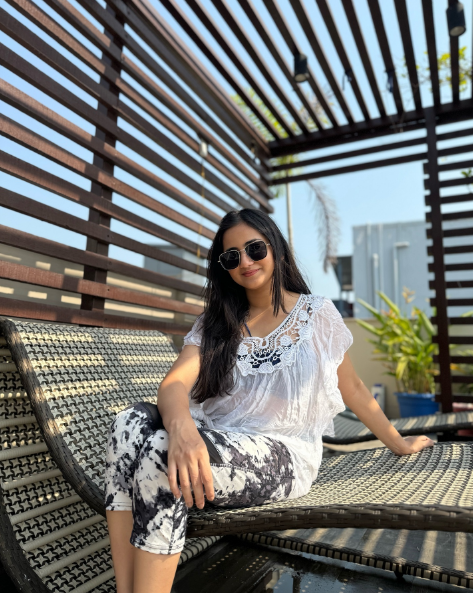 বাস্তবে কে এই ঘটক দিদি? জানেন এই অভিনেত্রী কার কন্যা? 2 Ritu Pyne