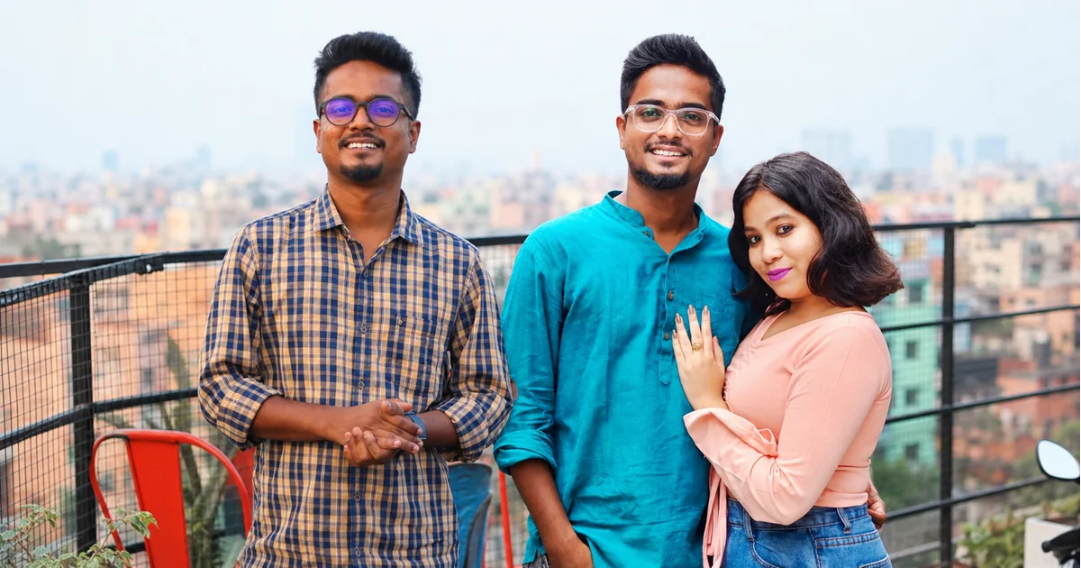 Gaurab Tapadar, Pretkotha YouTuber, Chat Controversy, Antara Dey, Social Media Controversy, Bengali YouTuber, Priyanka Tapadar, Viral Chat, Relationship Controversy, YouTube Creator, গৌরব তপাদার, প্রেতকথা, অন্তরা দে, চ্যাট বিতর্ক, সোশ্যাল মিডিয়া বিতর্ক, বাংলা ইউটিউবার, প্রিয়াঙ্কা তপাদার, ভাইরাল চ্যাট, সম্পর্ক বিতর্ক, ইউটিউব নির্মাতা